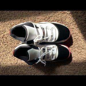 Jordan concord bred 11s